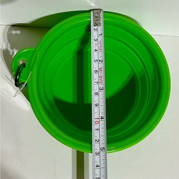 Collapsible Silicone 5” Bowl Dish 12oz Green Rim with Carabiner Dog Pet Portable - Picture 7 of 8